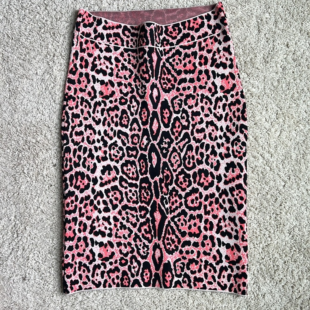 BCBGMaxAzria Pencil Bodycon Skirt, Size L, NWOT